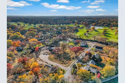 2415 Laurie Court W, Roseville, MN 55113 - Photo 7