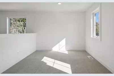 2415 Laurie Court W, Roseville, MN 55113 - Photo 37