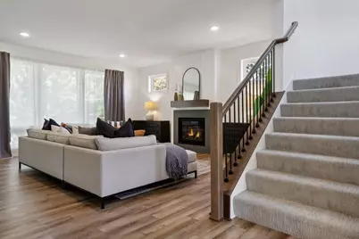 2415 Laurie Court W, Roseville, MN 55113 - Photo 23