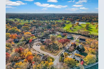 2415 Laurie Court W, Roseville, MN 55113 - Photo 5