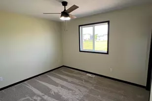 311 11th Street SE, Freeport, MN 56331 - Photo 11