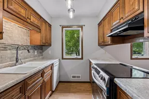 10650 105th Ave N, Maple Grove, MN 55369 - Photo 5