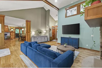 1360 Birch Park Circle, Houlton, WI 54082 - Photo 9