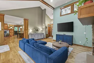 1360 Birch Park Cir, Houlton, WI 54082 - Photo 9