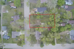417 Park St, Alexandria, MN 56308 - Photo 1