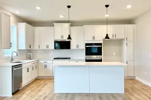 3164 Sunflower Wy NW, Prior Lake, MN 55372 - Photo 7