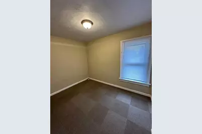 2014 E Oakland Avenue, Austin, MN 55912 - Photo 9