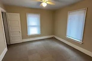 2014 E Oakland Ave, Austin, MN 55912 - Photo 7