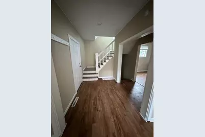 2014 E Oakland Avenue, Austin, MN 55912 - Photo 3