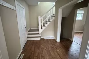 2014 E Oakland Ave, Austin, MN 55912 - Photo 3