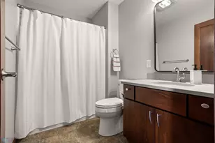 300 Np Ave N, Fargo, ND 58102 - Photo 25