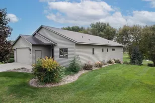 202 River Oaks Dr, Cold Spring, MN 56320 - Photo 3