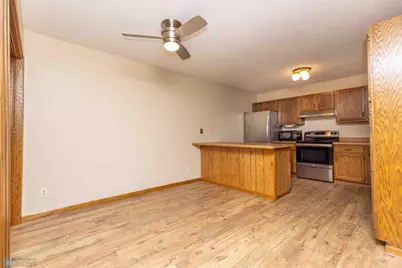 2419 25 1/2 Avenue S #205, Fargo,  58103 - Photo 7