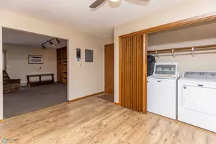 2419 25 1/2 Ave S, Fargo,  58103 - Photo 9