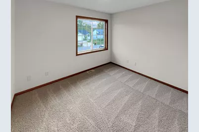 7866 31st Street N, Oakdale, MN 55128 - Photo 5