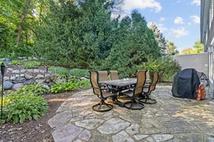 7702 Tanglewood Ct, Edina, MN 55439 - Photo 27