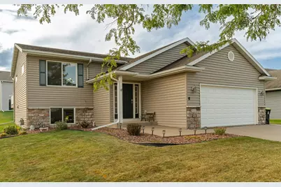 810 19th Street, Zumbrota, MN 55992 - Photo 1