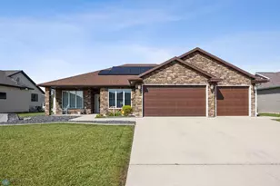 502 13th St NE, Dilworth, MN 56529 - Photo 1