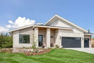 758 Ensconsed Way, Chaska, MN 55318 - Photo 1