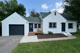 2228 Hendry Pl N, Maplewood, MN 55117 - Photo 1