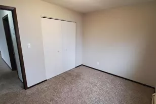 725 S 9th St, Bird Island, MN 55310 - Photo 13