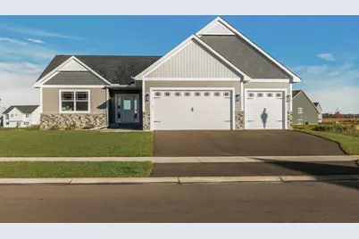 225 10th Avenue NE, Hutchinson, MN 55350 - Photo 5