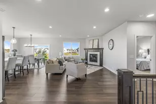 225 10th Ave NE, Hutchinson, MN 55350 - Photo 15