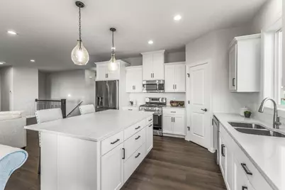 225 10th Avenue NE, Hutchinson, MN 55350 - Photo 25