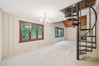 9001 Poplar Bridge Road, Bloomington, MN 55437 - Photo 11