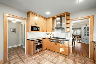 5240 Ewing Ave S, Minneapolis, MN 55410 - Photo 13