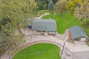 15889 Old Lake Rd, Paynesville, MN 56362 - Photo 17