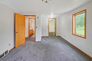 15889 Old Lake Rd, Paynesville, MN 56362 - Photo 9