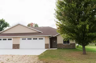 347 5th Ave NE, Mazeppa, MN 55956 - Photo 1