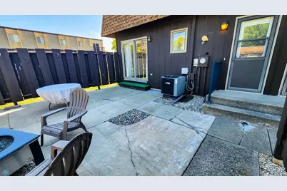 1402 E Gateway Circle S #M, Fargo,  58103 - Photo 33