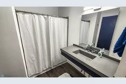 1402 E Gateway Circle S #M, Fargo,  58103 - Photo 23