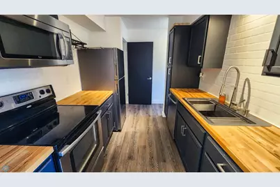 1402 E Gateway Circle S #M, Fargo,  58103 - Photo 9