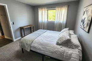 1402 E Gateway Cir S, Fargo,  58103 - Photo 21