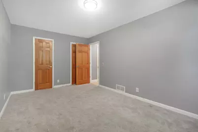 10707 Yukon Avenue S, Bloomington, MN 55438 - Photo 9