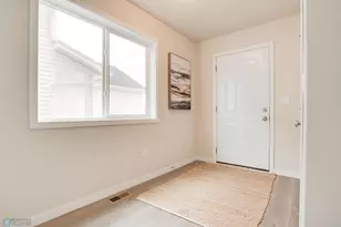 6830 32nd St S, Fargo, ND 58104 - Photo 3