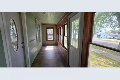 416 Plum Street, Lakefield, MN 56150 - Photo 5