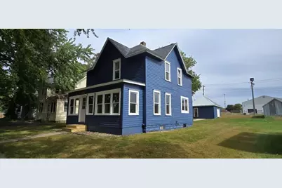 416 Plum Street, Lakefield, MN 56150 - Photo 1