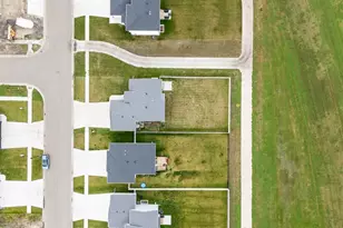 6800 14th St S, Fargo, ND 58104 - Photo 57