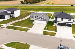 6800 14th St S, Fargo, ND 58104 - Photo 47