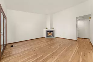 7019 W 110th St Cir, Bloomington, MN 55438 - Photo 21