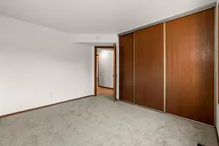 7019 W 110th St Cir, Bloomington, MN 55438 - Photo 17