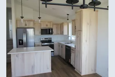 148 Cedar Street SE, Kimball, MN 55353 - Photo 5