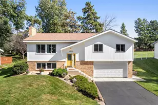 4252 Heritage Dr, Vadnais Heights, MN 55127 - Photo 1