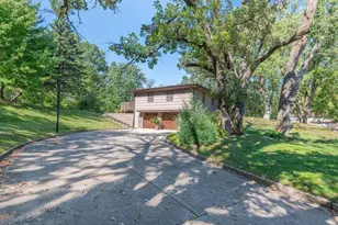 14900 Viewcrest Ln, Burnsville, MN 55306 - Photo 1