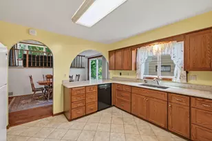 1390 76th Ave NE, Fridley, MN 55432 - Photo 9