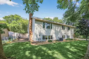 1390 76th Ave NE, Fridley, MN 55432 - Photo 27